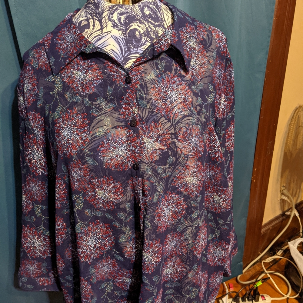 Woman's plus size shirt